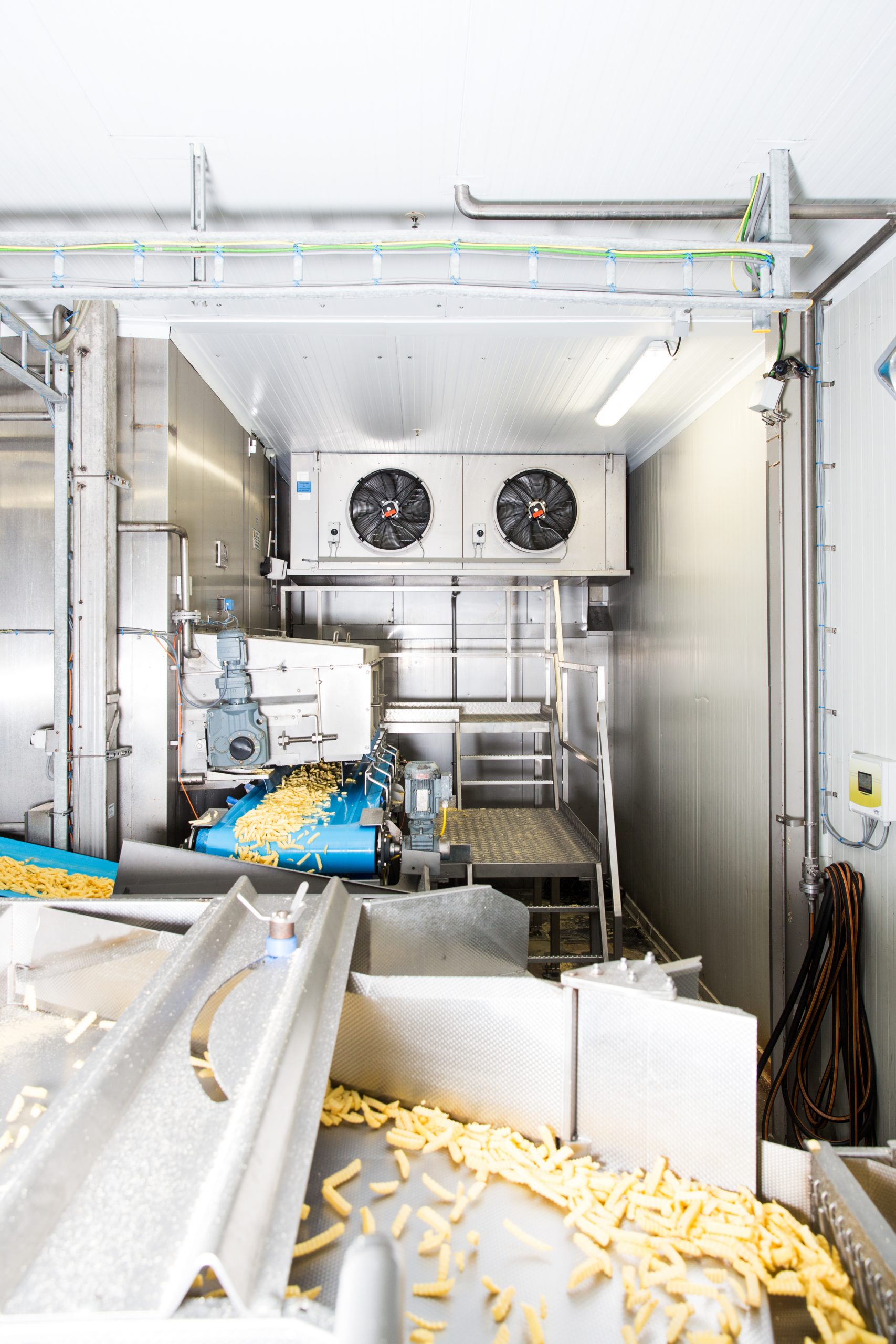 productielijn friet met warmteinstallatie en koelinstallatie equans refrigeration